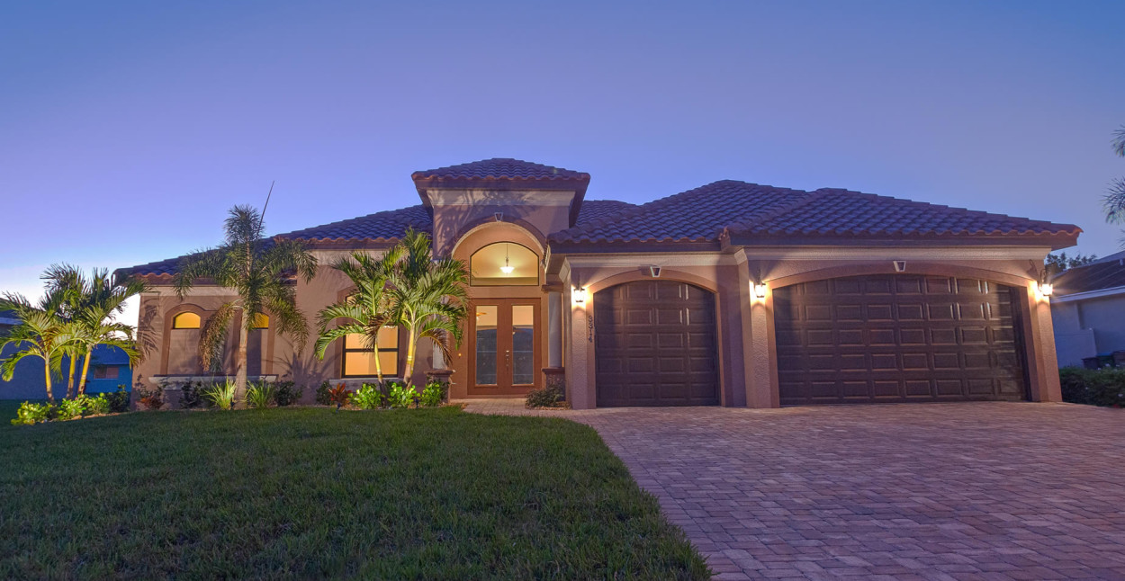 Custom Homes Cape Coral Showcase Gallery