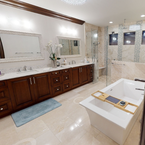 Master-Bathroom-Western-Exposure-Home-For-Sale